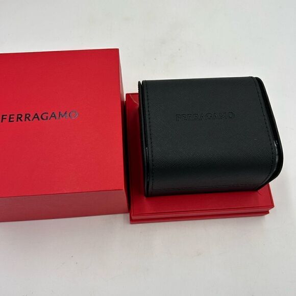 Men’s Ferragamo 1927 chronograph stainless steel 41 mm watch Swiss made - Picture 11 of 12